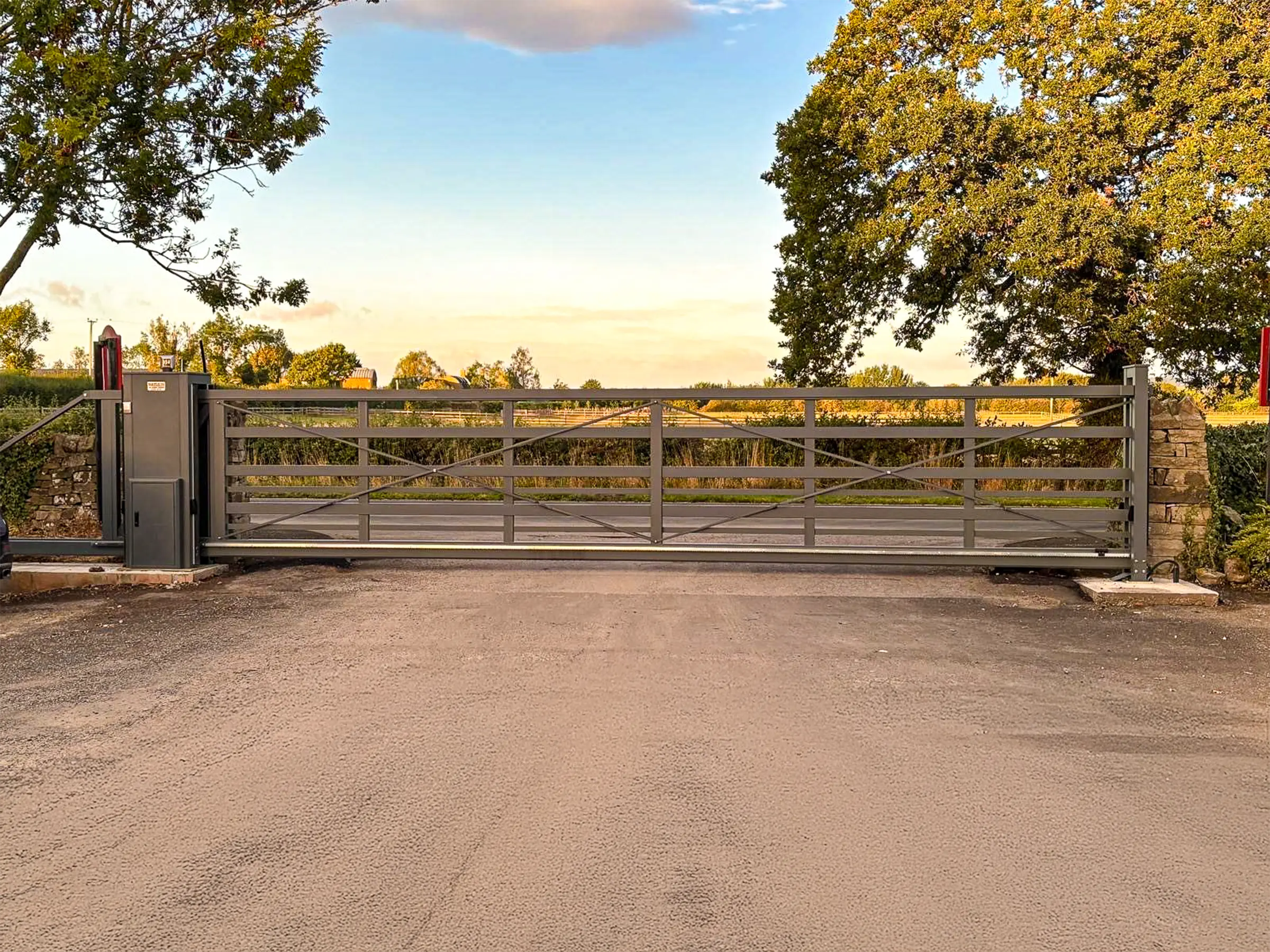 5-Bar Sliding Gate Banner 3